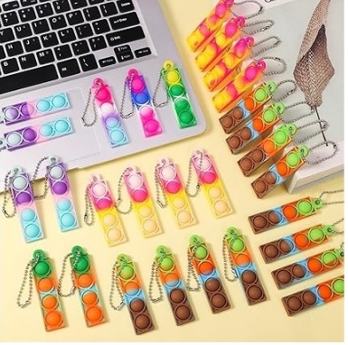 POP KEYCHAIN钥匙链